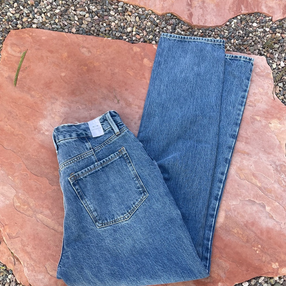 Brand new good American straight leg jeans